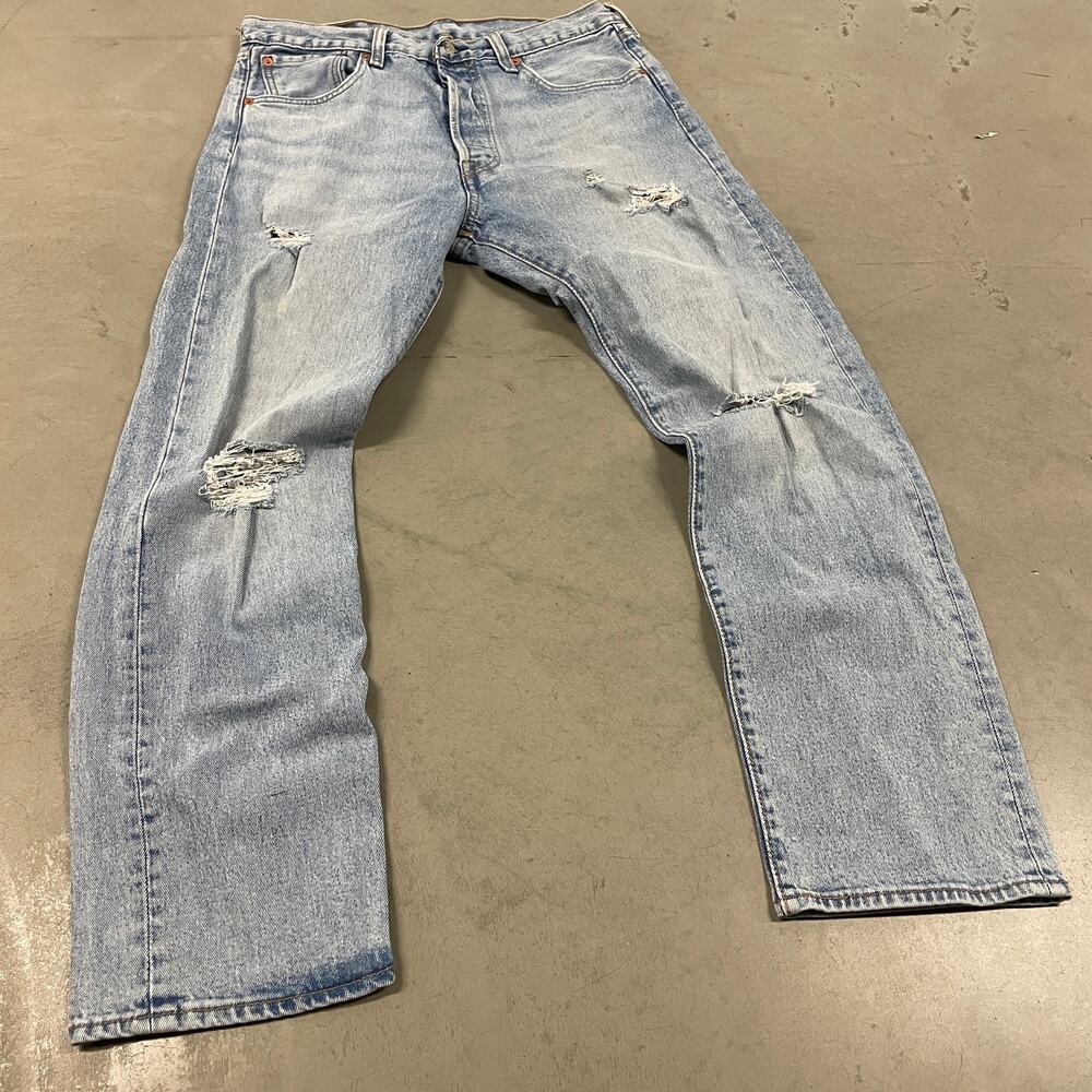 vintage Levi's 501 button fly western Jeans 32x30